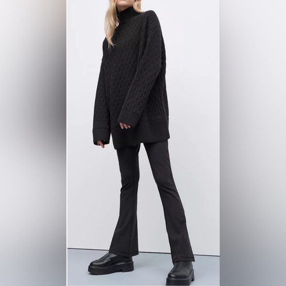 lululemon athletica Pants - 🌟 NWT 🌟 Lululemon align HR mini flare regular length